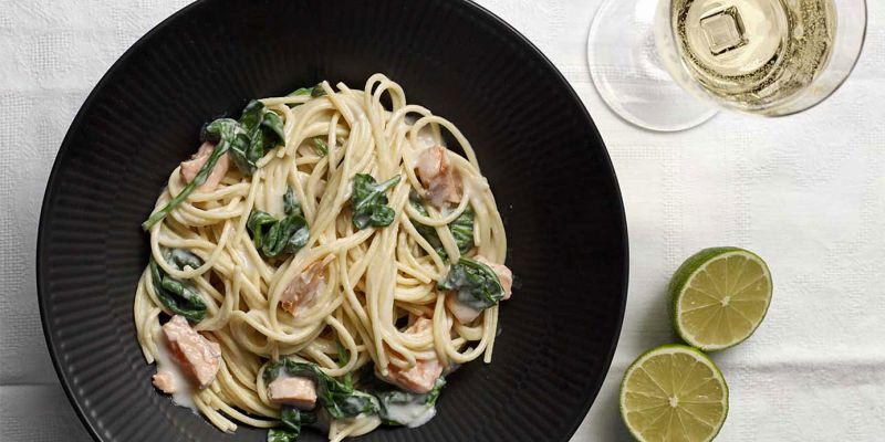Spagetti mit Kokos-Spinat-Sauce